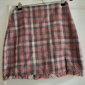 Stradivarius Pink Tweed Plaid Mini Skirt with Raw Hem size 2